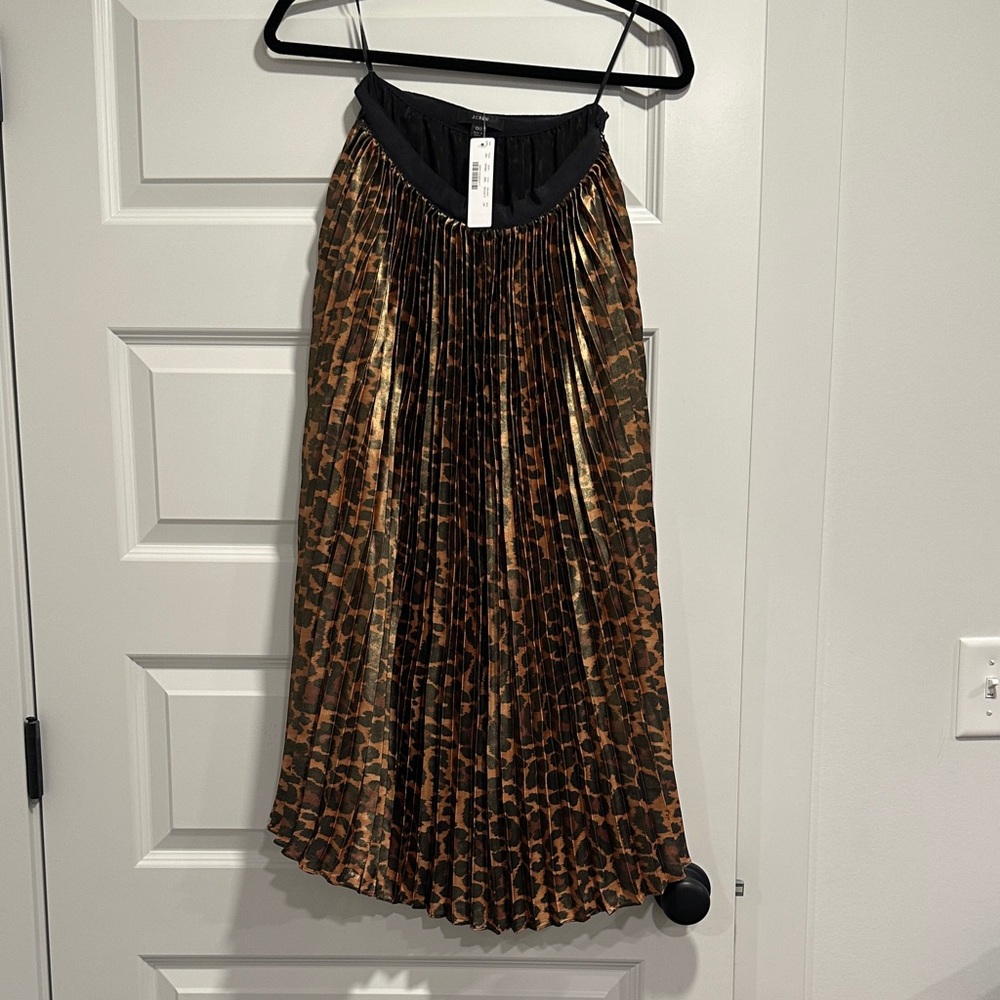 J. Crew NWT Leopard Print Pleated Skirt
